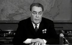 Разрешите обратиться: самые знаменитые новогодние послания