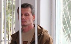Осужденный в Таджикистане российский летчик Осужденный в Таджикистане российский летчик