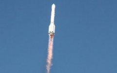 Ракета-носитель «Протон-М» с тремя спутниками ГЛОНАСС Ракета-носитель «Протон-М» с тремя спутниками ГЛОНАСС