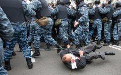 Разгон акции протеста 11 октября Разгон акции протеста 11 октября