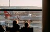 Депутаты предложили повысить порог долга для ограничения выезда из России