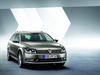 Volkswagen Passat (2011). Универсал, вид спереди