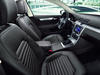 Volkswagen Passat (2011). Передние сиденья