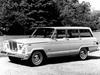 Фото 2. Jeep Wagoneer первых выпусков (1962 год)