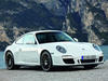 Porsche 911 Carrera GTS. Вид спереди