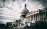 Правительство США приостановило        работу