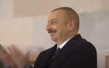 Алиев поздравил Путина с        днем рождения