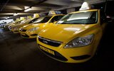 Мигрантам запретили работать в такси Санкт-Петербурга