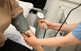 Выпускники медвузов будут работать под контролем наставника