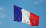 Правительство Франции уйдет        в отставку