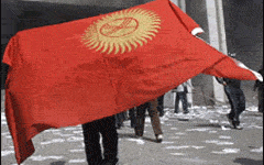 Киргизский переворот 2005 года был предтечей «арабской весны»?