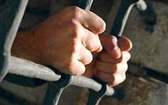 Из тюрьмы – с любовью. К партии власти