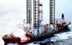 Платформа «Кольская», фото с сайта «Арктикморнефтегазразведки»