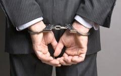 Власти проиграли войну с коррупцией «наверху»