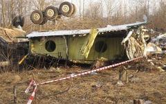 Обломки самолета. Фото с сайта perestroyka2.ru