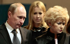 В.Путин, К.Собчак и Л.Нарусова © РИА Новости, Алексей Даничев