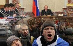 Невнимание власти к требованиям людей чревато «оранжевым» сценарием