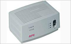 APC Line-R 1200VA. Фото с сайта Hard'n'Soft
