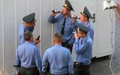 Блюстители порядка. Фото с сайта lawyer-war.ru