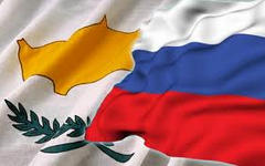 Флаги Кипра и РФ. Фото с сайта sfm-offshore.com