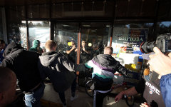 Погром в ТЦ «Бирюза» © KM.RU, Филипп Киреев
