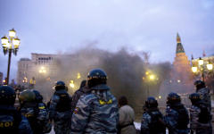 Беспорядки © KM.RU