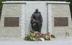 «Бронзовый солдат». Фото Игоря Федотенкова с сайта wikipedia.org