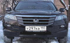 Honda Crosstour. Фото Алексея Порохова