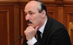 Рамазан Абдулатипов. Фото с сайта president.e-dag.ru