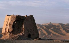 Руины времен династии Хань. Фото с сайта wikimapia.org