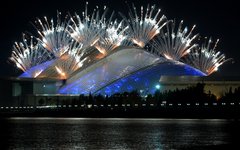 Салют во время церемонии открытия Игр в Сочи © РИА Новости, Алексей Даничев