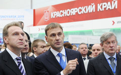 Игорь Шувалов (слева). Фото с сайта krasnoforum.ru