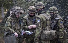 Эстонские военные во время учений «Весенний шторм». Фото с сайта kmin.ee