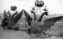 Орлы, демонтированные с башен Кремля. Фото с сайта wikipedia.org