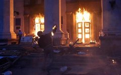 Горящий Дом профсоюзов. Одесса, 2 мая 2014 года