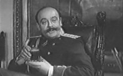 Леонид Броневой. Фото с сайта kino-taetr.ru
