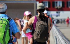 Обобрать няню: как государство оштрафует самозанятых