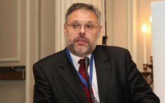 Михаил Хазин