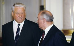 Борис Ельцин и Михаил Горбачев © РИА «Новости», Александр Макаров