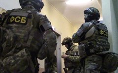 Видео обысков у Кирилла Черкалина, Андрея Васильева и Дмитрия Фролова