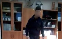 Ученик избил учительницу