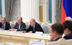 Путин объявил войну безграмотности чиновников