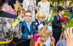 «Будет вызывать у детей аллергию»: куда заведет новый воспитательный закон школы