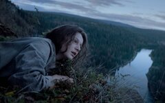 Рецензия на фильм-катастрофу «Одна»: ни минуты покоя для чудо выжившей в авиакат