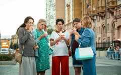 Кинопремьера «Бэби-тур»: люди ночами делают новых солдат