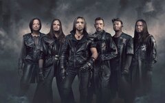 Вокалист «Гран-Куража» показал акробатический трюк на презентации альбома