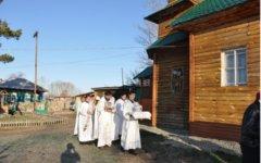 Служба в церкви поселка Залесово. Фото с сайта altai.eparhia.ru