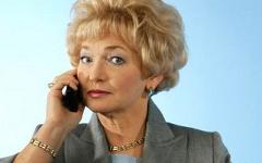 Людмила Нарусова. Фото с сайта l-narusova.ru
