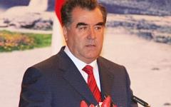 Эмомали Рахмон. Фото с сайта prezident.tj