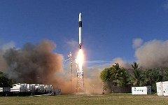 Запуск ракеты. Фото с сайта thespacereview.com